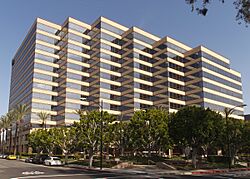 Warner studios office building burbank.jpg