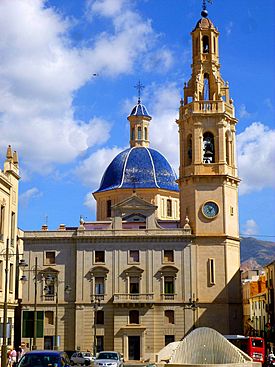 Alcoy - Iglesia Arciprestal de Santa María 03.jpg