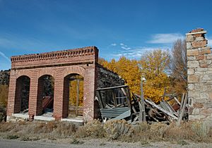 Belmont,NV-ruined building