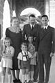 Bundesarchiv Bild 183-1987-0724-502, Obersalzberg, Besuch Familie Goebbels bei Hitler
