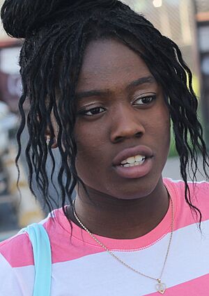 Denise Bestman, 2014 (cropped).jpg