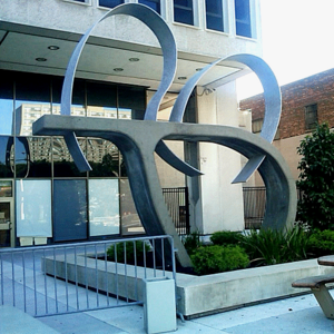 Floten Escort sculpture by Lila Katzen from 1982