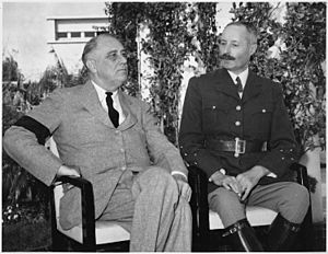 Franklin D. Roosevelt and Gen. Henri Giraud in Casablanca - NARA - 196613