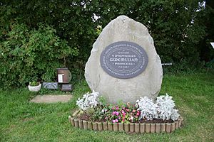 Gwenllian monument 528634