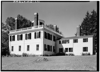 Historic American Buildings Survey Cervin Robinson, Photographer July 1960 SOUTH AND WEST ELEVATIONS - James Kavanaugh House, State Route 213, Damariscotta Mills, Lincoln County, HABS ME,8-DAMARM,1-6.tif