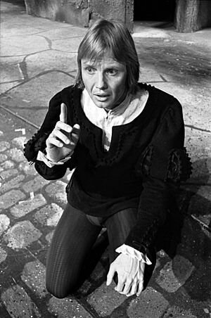 Jon Voight as Prince Hamlet