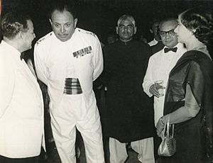 Mr. and Mrs. S.N. Bakar with General Ayub Khan and Mr. H.S. Suhrawardy (1958).