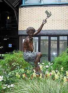 Peter Pan statue by Diarmuid Byron O'Connor