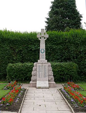 Roslin war memorial