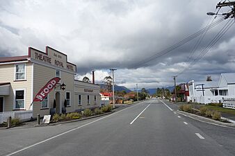 Theatre Royal Hotel, Kumara 165