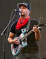 Tom Morello - MuseBristol 050619-17 (48035846733) (cropped)