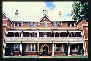Toowoomba Grammar School (1994).jpg