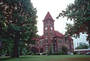 Woodruff County courthouse in Augusta