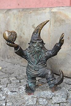 WrocLovek (WrocLover) Wroclaw dwarf 01