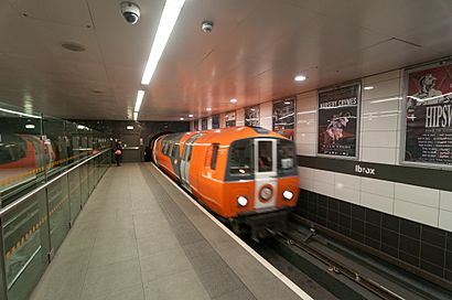 17-11-15-Glasgow-Subway RR70168.jpg