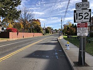 2022-10-30 14 57 44 View north along Pennsylvania State Route 152 (Main Street) just north of Diamond Street and Park Avenue in Sellersville, Bucks County, Pennsylvania