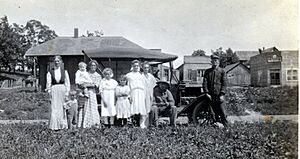 8.Graydon Springs Post office behind Depot