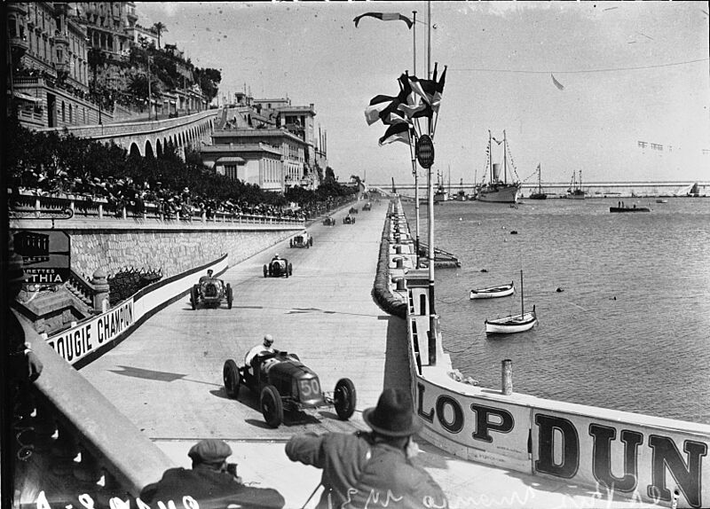 After the start of the 1931 Monaco Grand Prix