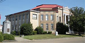 Lamar County Courthouse in Purvis