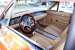 Dodge Charger 1969 RT General Lee Dukes Cockpit SCSN 18Jan2014 (14606439593)