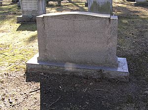 Grave of Carrie Chapman Catt in Woodlawn Cemetery
