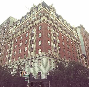Hotel Marseilles 2689 Broadway NYC