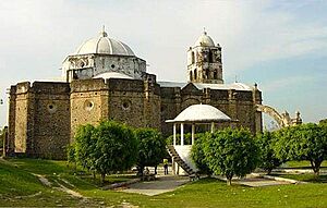 Iglesiatemapache1