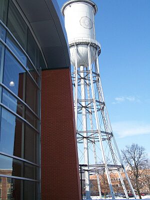 Isumarstonwatertower