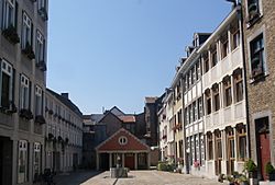 Liège Vandenhove Cour Saint antoine