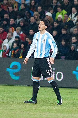 Nicolás Burdisso – Portugal vs. Argentina, 9th February 2011 (1)