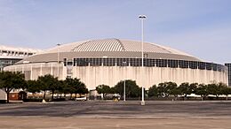 Reliant Astrodome in January 2014.jpg