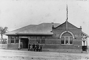 StateLibQld 2 184327 Ithaca Town Council Chambers in Red Hill, Brisbane, 1919