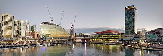 2021-04-30 Darling Harbour panorama