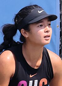 Alex Eala (2024 US Open) 02 (cropped).jpg