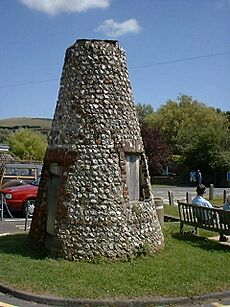 Alfriston lock-up 00