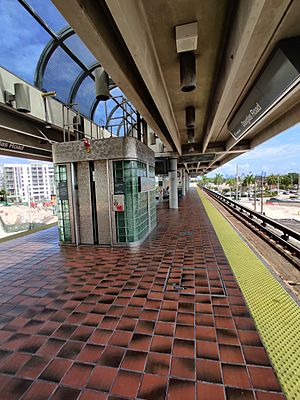 Douglas Road Metrorail Station 2020-03 05