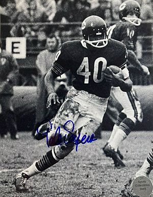 Gale sayers playing