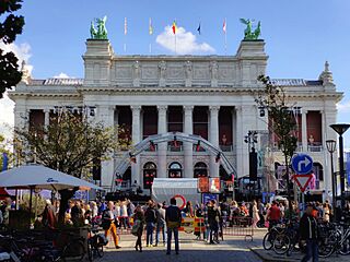 KMSKA heropening 2022 (zondag) voorkant
