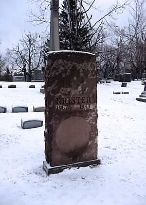 Kristen Pfaff's grave