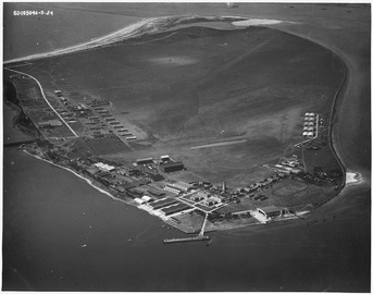 Naval Air Station, Aerial View Showing Development, September 10, 1924 - Height 3500 feet - NARA - 295437