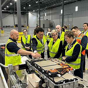 Rep Marcy Kaptur Mobis Facility 1