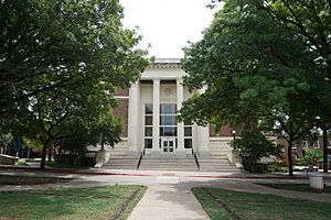 Southern Methodist University July 2016 080 (Fondren Library Center)