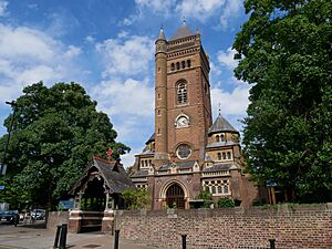 Southwest View of the Church of Saint Mary, South Ealing (01).jpg