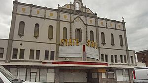 State Theater in Marysville California (26626012173)