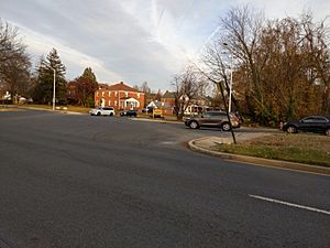 View at the intersection of Loch Raven Boulevard and Pentwood Road in Stonewood-Pentwood-Winston, Baltimore