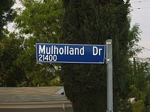 2004-04-02 - 31 - Mulholland Drive