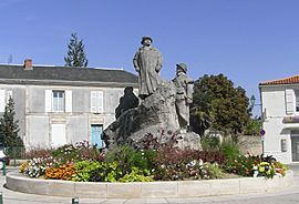 A statue of Georges Clemenceau, in Sainte-Hermine