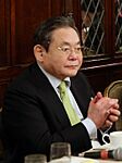 Korea President Park Business Leaders 20130508 01 (cropped)