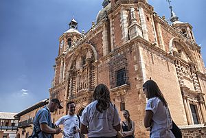 Learn Spanish in Spain - San Carlos del Valle (Ruta Ñ)