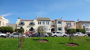Marina district houses, San Francisco, CA, USA (9479233515) (2)
